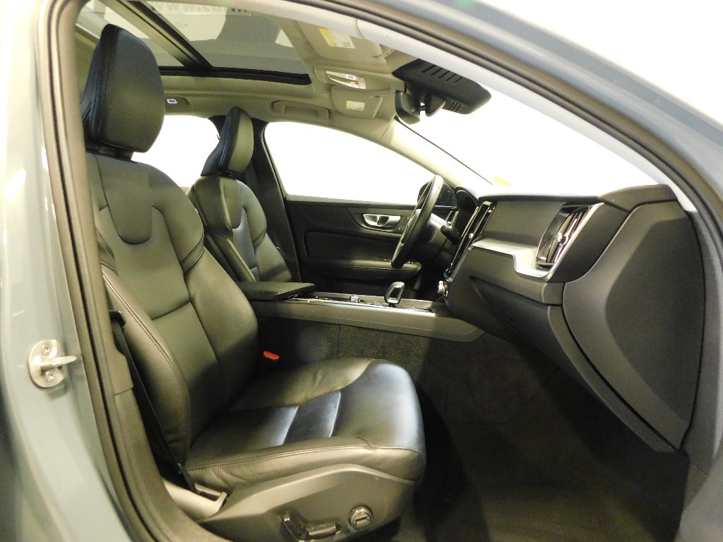 2024 Volvo S60 Core Dark Theme CERTIFIED AWD