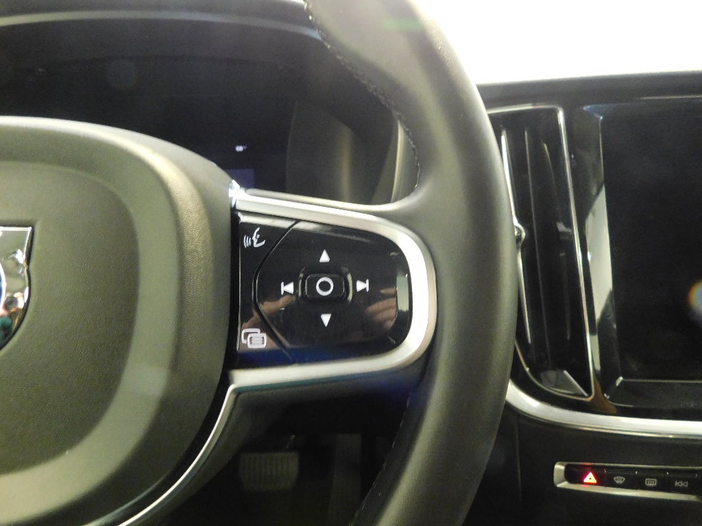 2024 Volvo S60 Plus Dark Theme CERTIFIED AWD