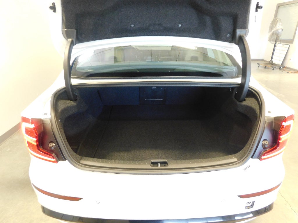 2024 Volvo S60 Plus Dark Theme CERTIFIED AWD