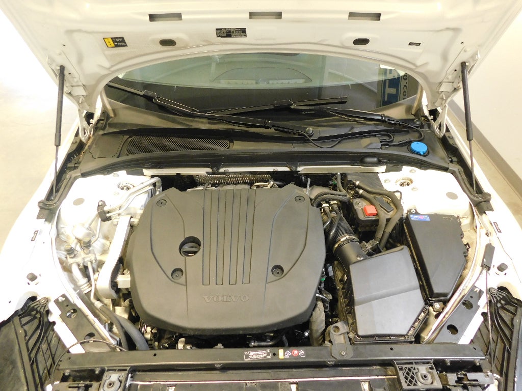 2024 Volvo S60 Plus Dark Theme CERTIFIED AWD