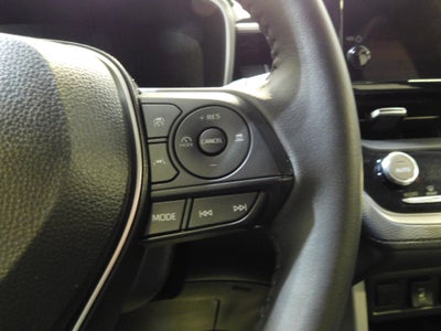 2025 Toyota Corolla Cross XLE