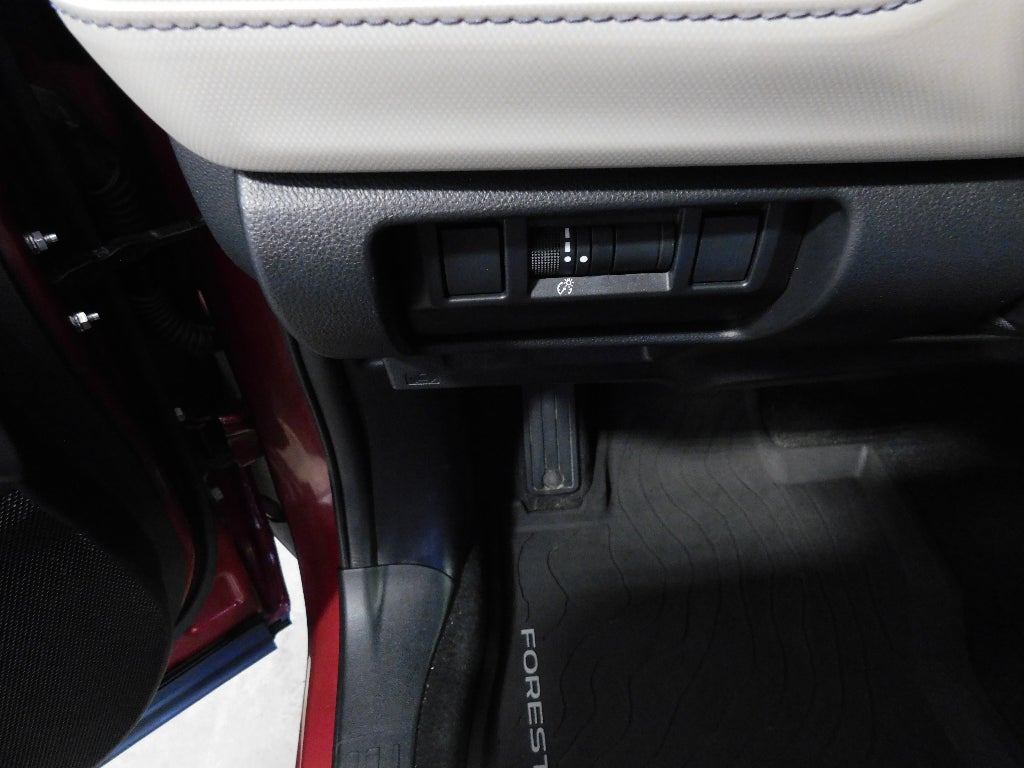 2025 Subaru Forester Premium CERTIFIED AWD