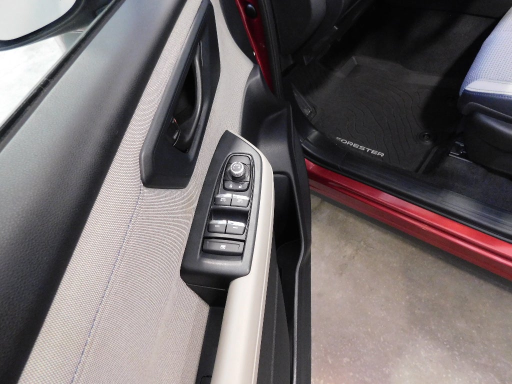 2025 Subaru Forester Premium CERTIFIED AWD