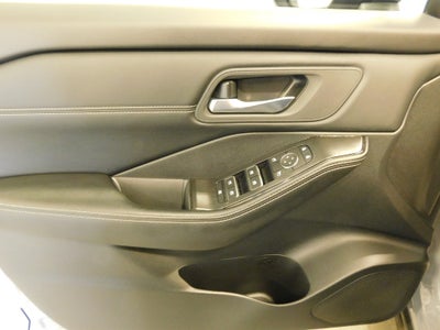 2025 Nissan Rogue SL AWD