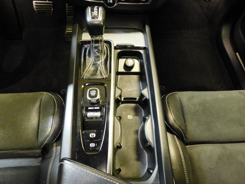 2018 Volvo XC60 R-Design CERTIFIED AWD