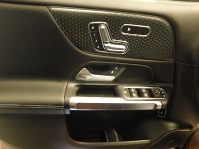 2024 Mercedes-Benz GLB 250 4MATIC® AWD