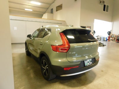 2025 Volvo XC40 Core Bright Theme CERTIFIED AWD