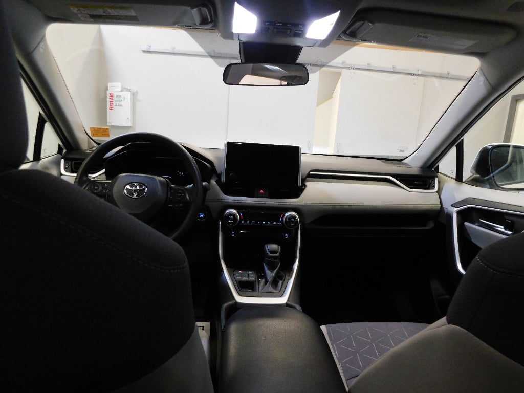 2025 Toyota RAV4 XLE AWD CERTIFIED